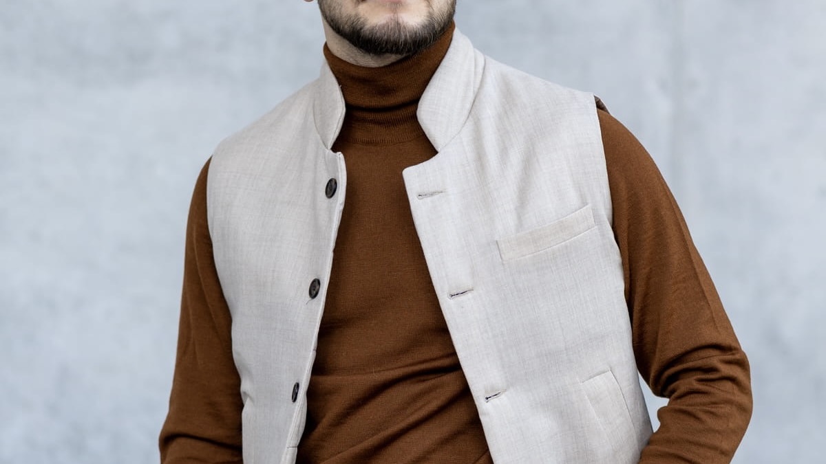 Jak Ubierać Się Elegancko Zimą? Golf i kardigan w męskiej garderobie